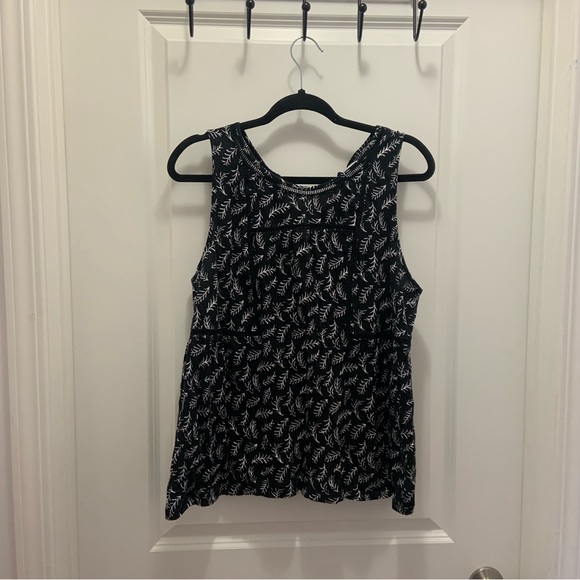 Old Navy Tank Top - Picture 3 of 3